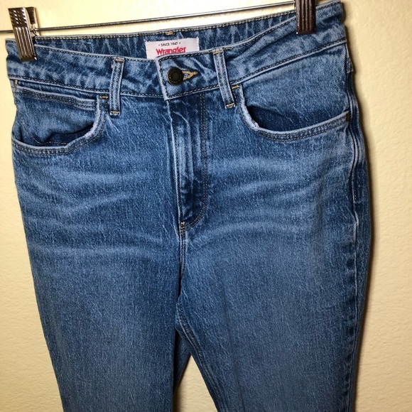 Womens Wrangler High Rise Bold Boot Cut Denim Jeans Cowgirl size 26X32 - Picture 4 of 7